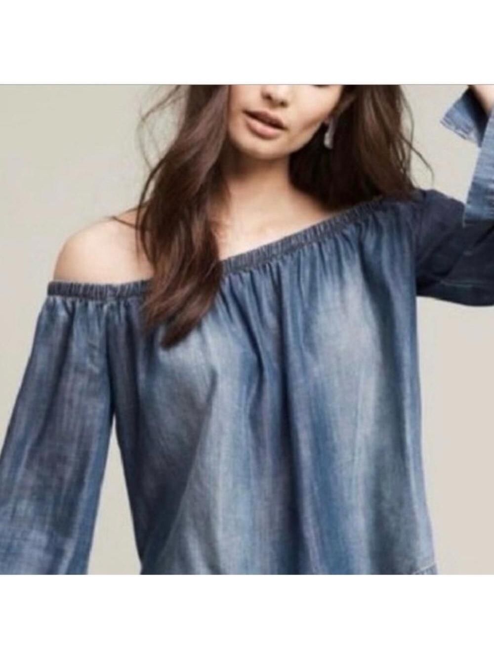 Cloth & Stone Chambray off the shoulder denim top